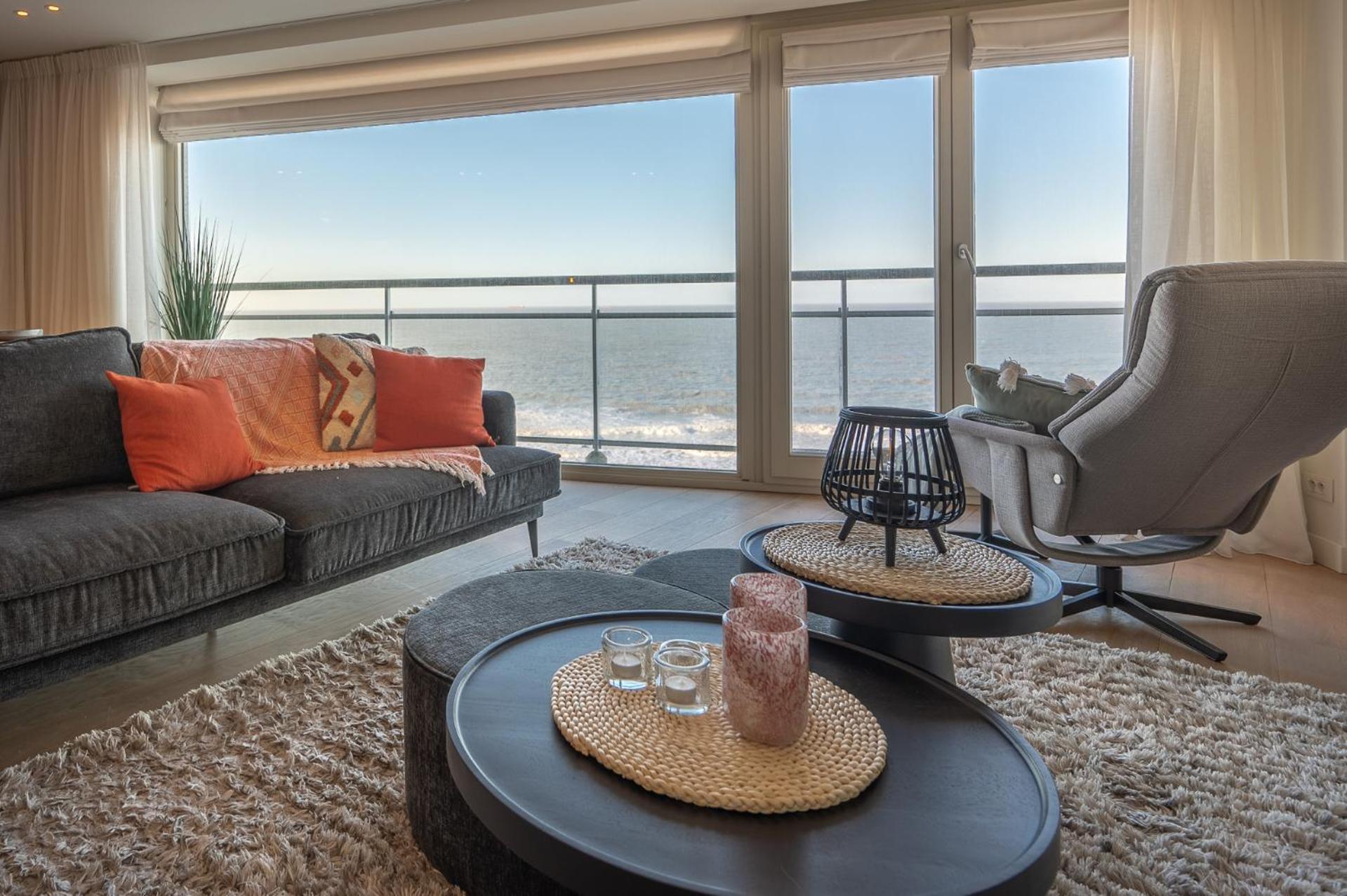 7E Verdiep Appartement Op De Zeedijk In Knokke Voor Max 6 Personen エクステリア 写真